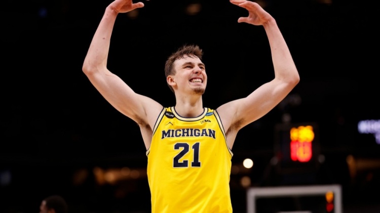 终结了他们 终结了他们