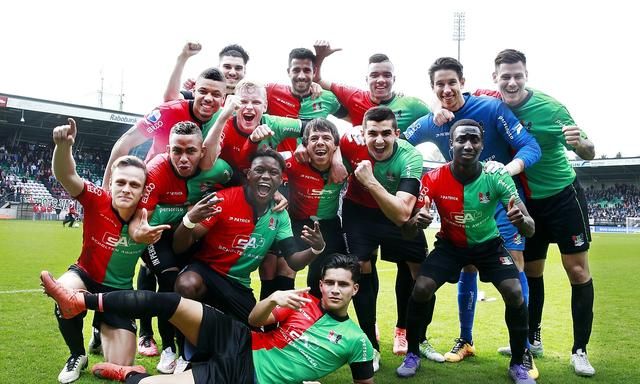 将悬念延续 将悬念延续