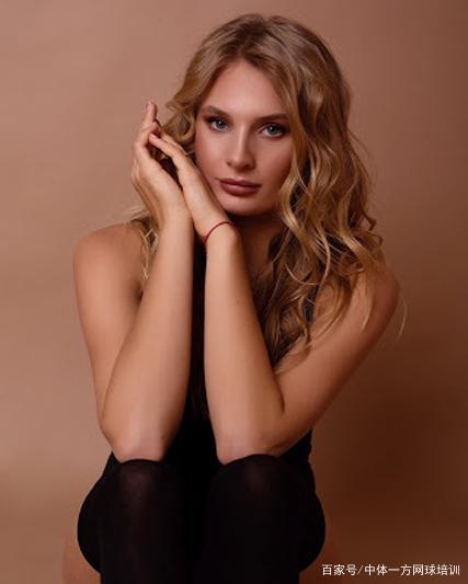 比赛中携手 比赛中携手