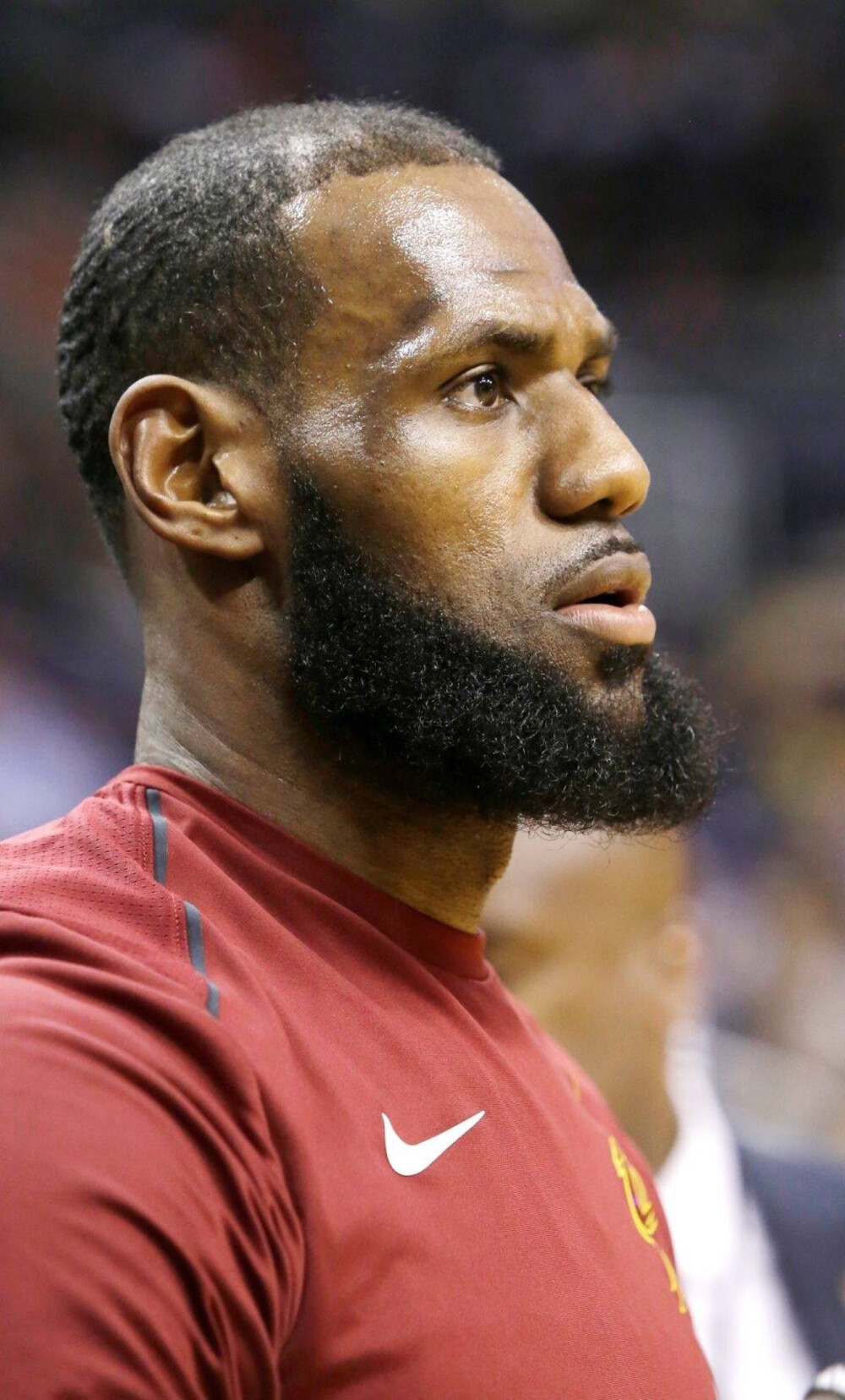 前场则以莱 前场则以莱