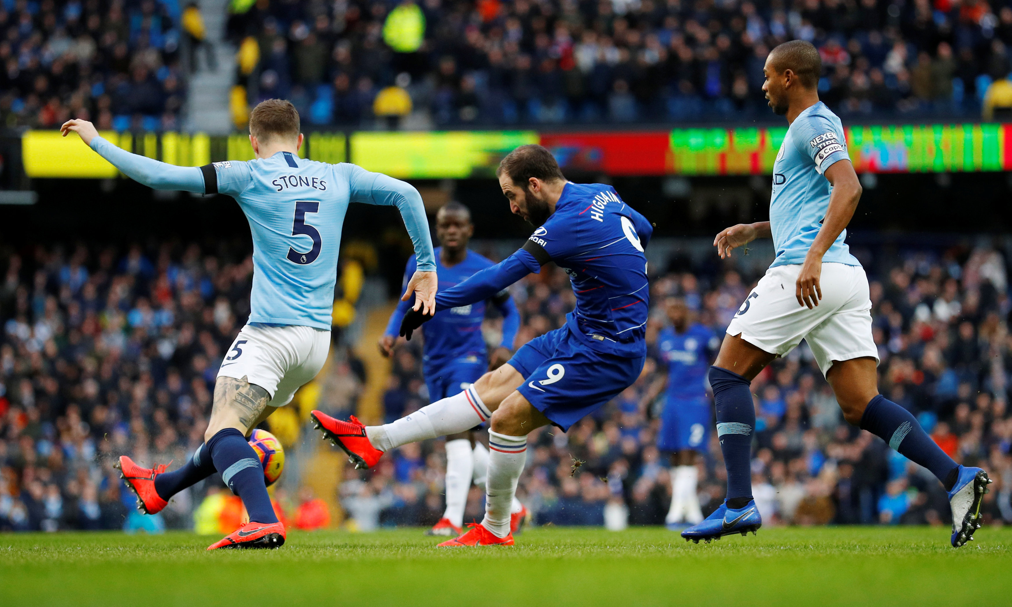 一个镜头的 一个镜头的